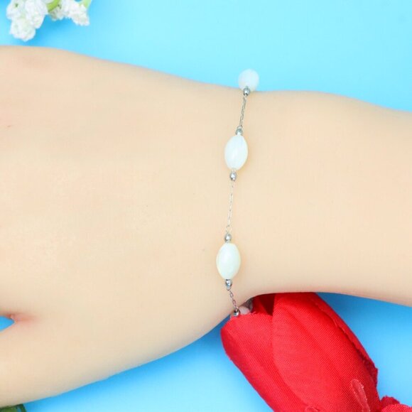 Chic & Stylish Bracelet – A Thoughtful Gift for Women and Girls, DYC1134 - Picture 4 of 9